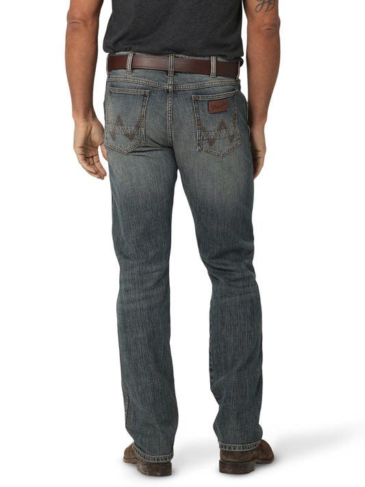 Men Wrangler Retro Dark Knight Jean 112318445