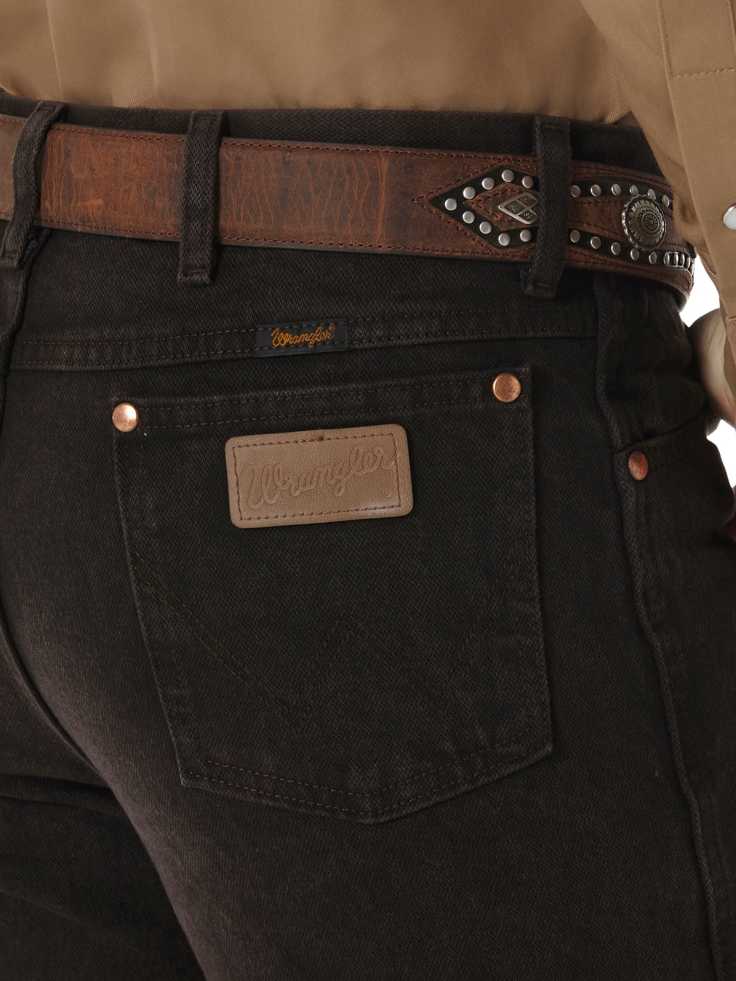 Men Wrangler Slim Black Chocolate Jean 0936KCL