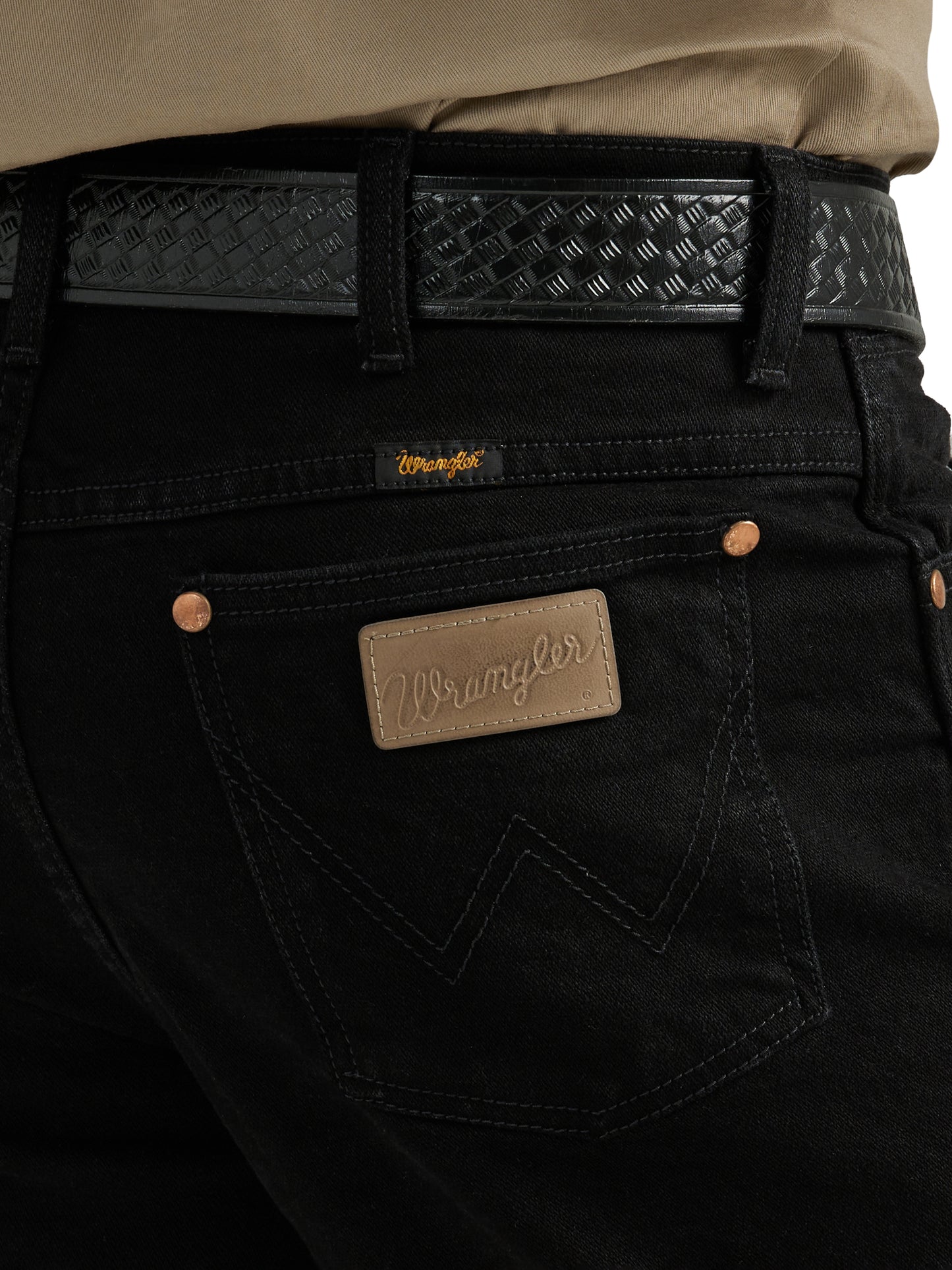 Men Wrangler Slim Black Jean 112336343