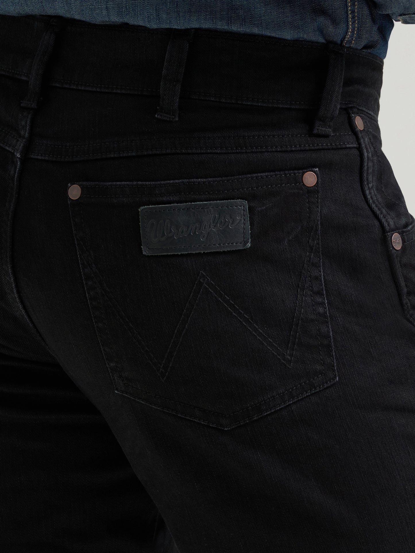 Men Wrangler Retro Blackwell Jean 112358240