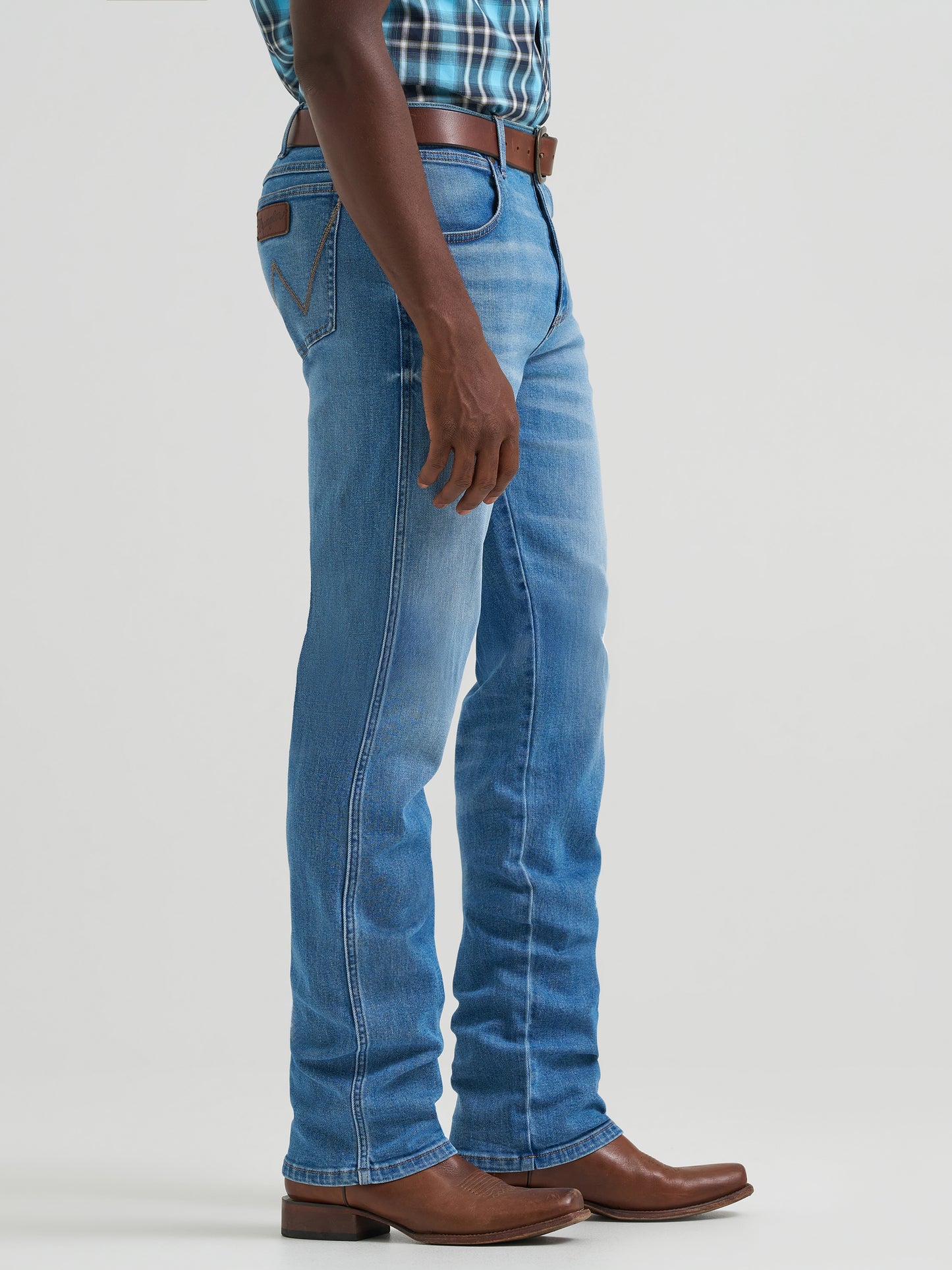 Men Wrangler Retro Slim Straight 112378856