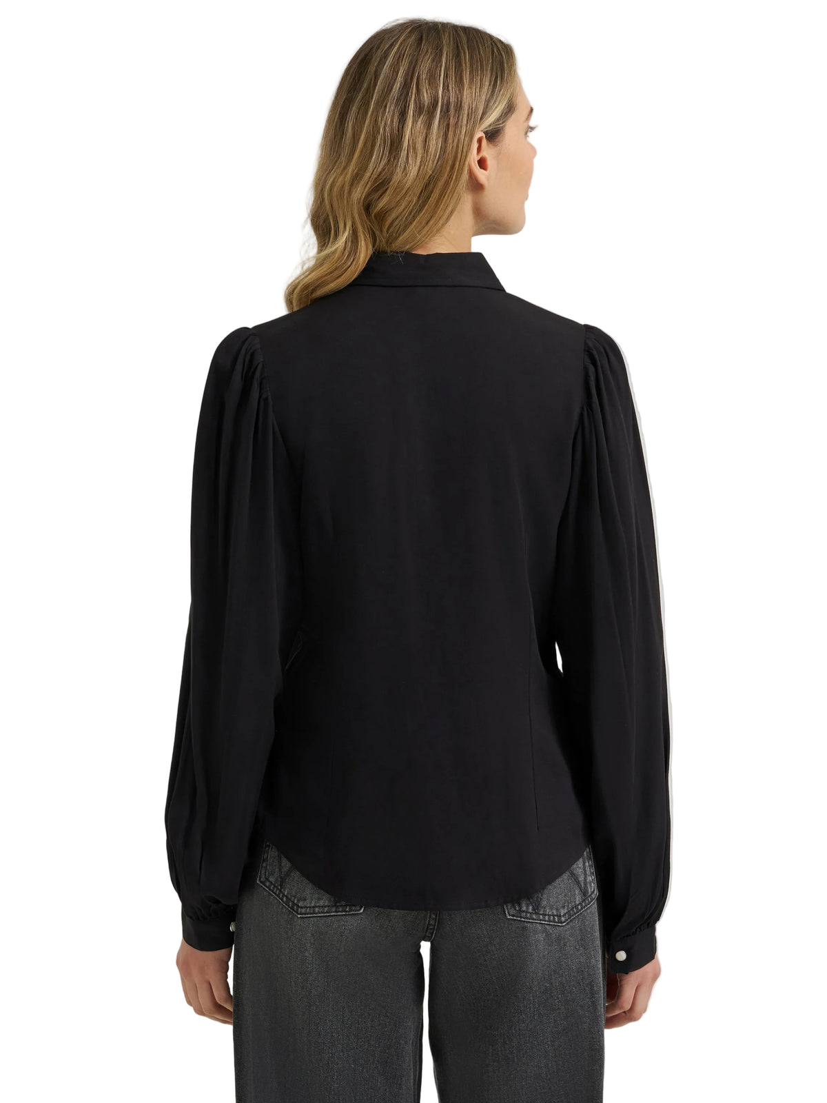 Women Wrangler LS Snap Blouse 112385449